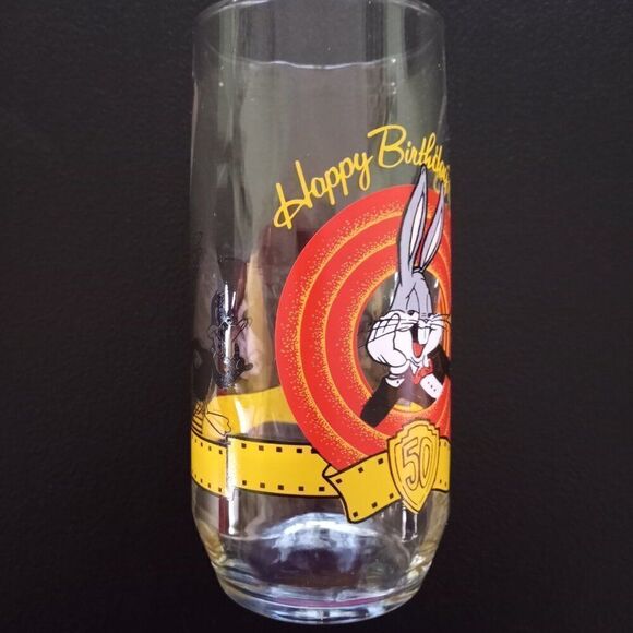1990 Bugs Bunny Glass Happy Birthday 50th Anniversary Warner Bros Vintage 1990 - Picture 4 of 14